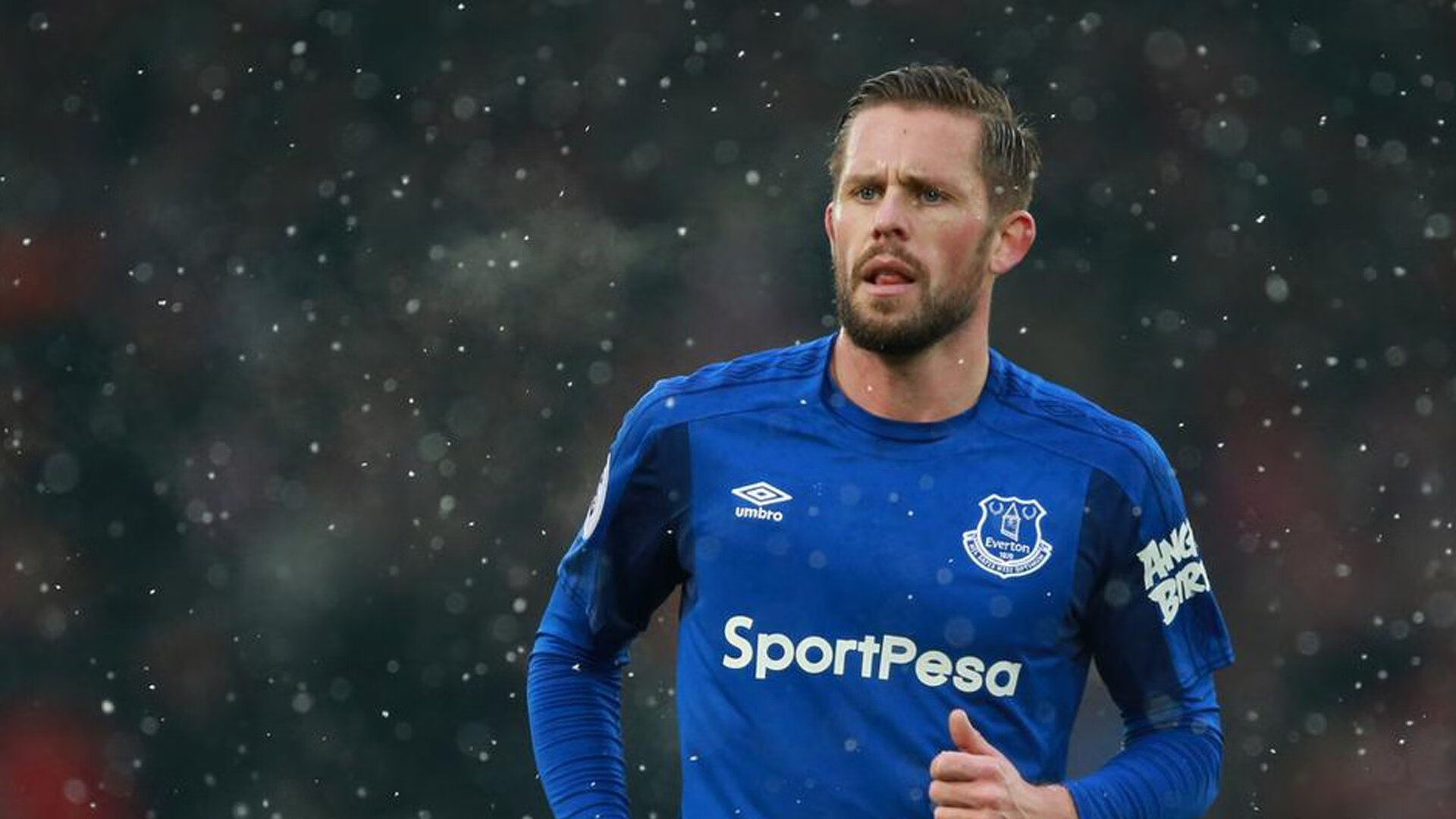 争夺保级地带:最后几轮球队战术策略全面升级