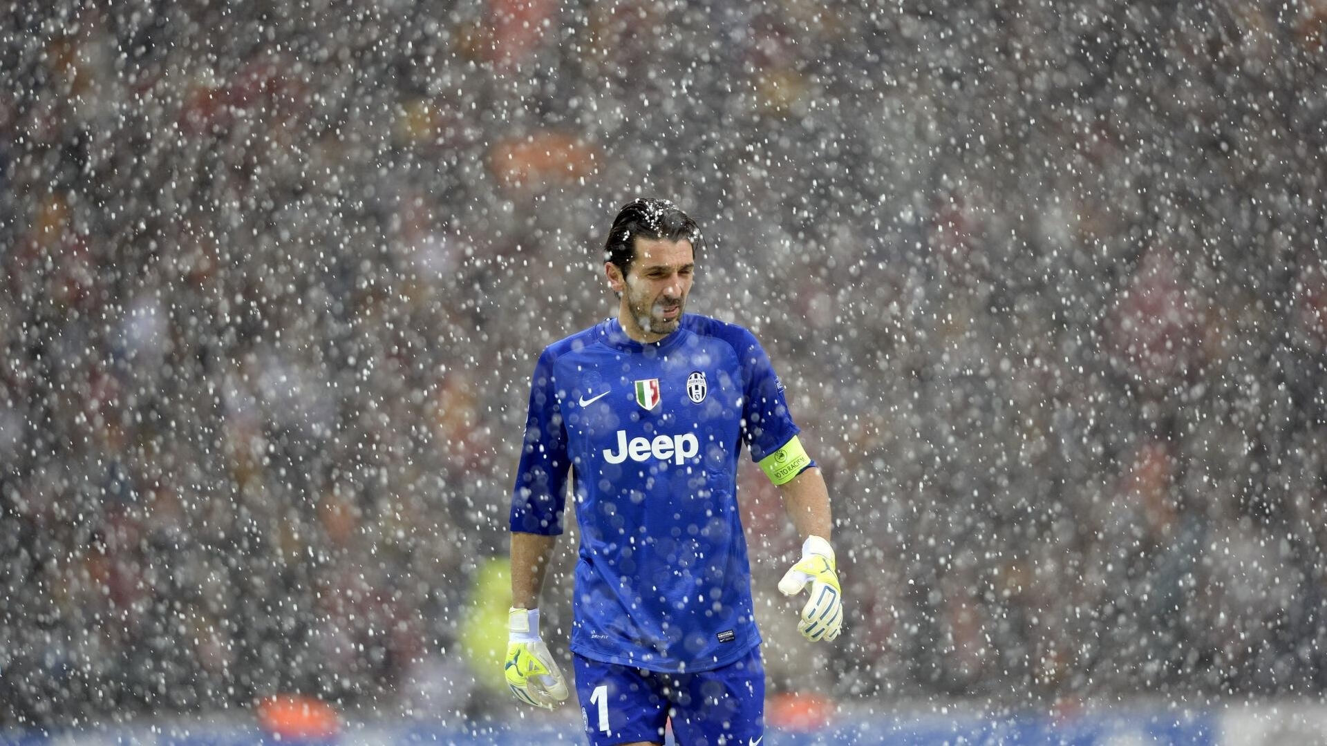 尼克斯险胜掘金,关键一役中布伦森锁死对手,尼克布里茨